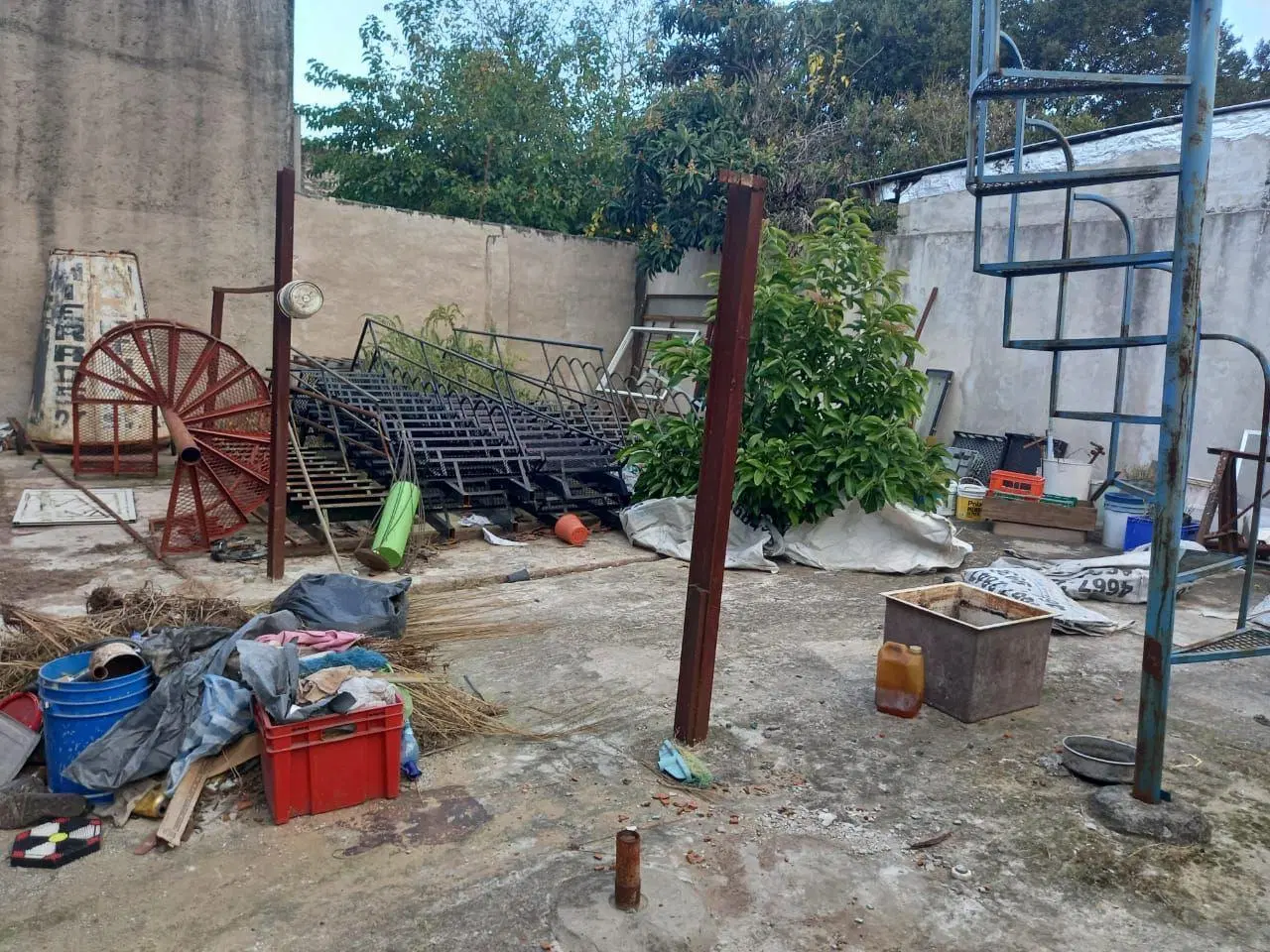 Galpón . | Av. Pres. Arturo U. Illia al 5000 5
