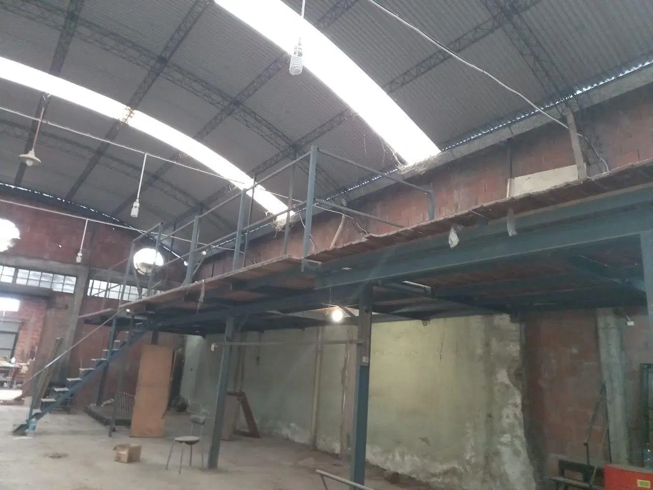 Galpón . | Av. Pres. Arturo U. Illia al 5000 2
