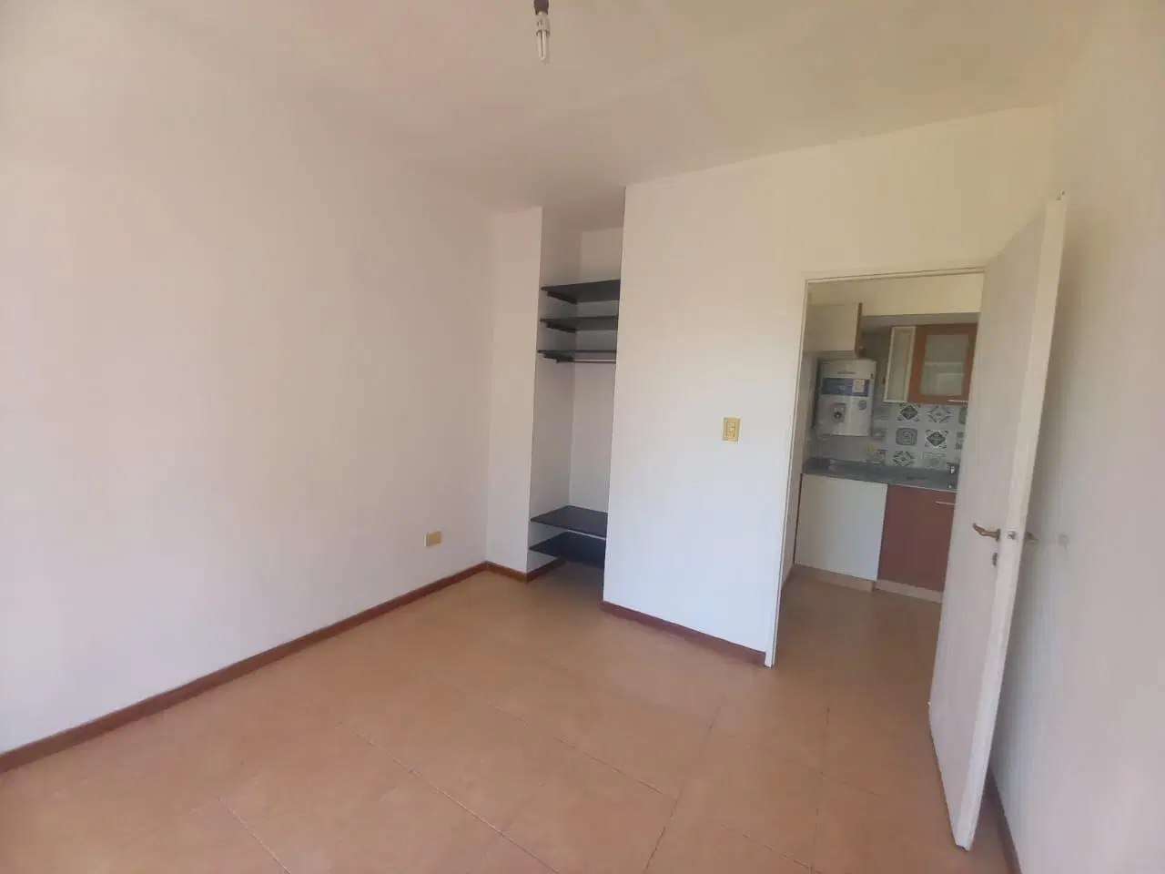 Departamento 2 ambientes. | Sargento Cabral al 1300 5