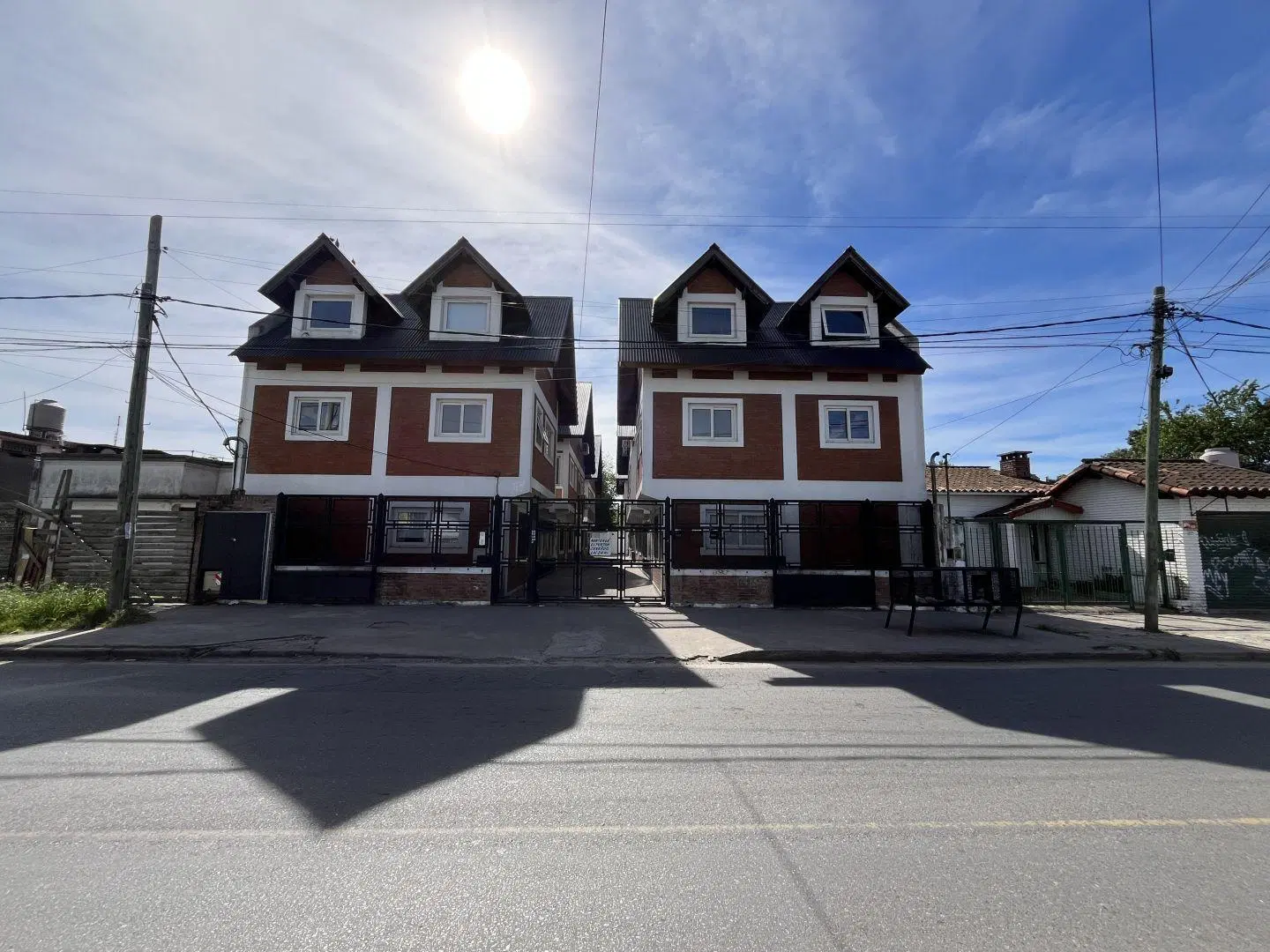 Departamento 4 ambientes. | Int. Juan Irigoin al 1400 2