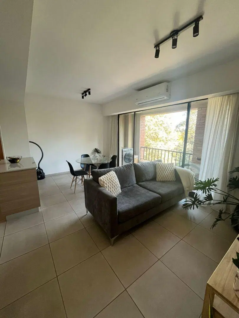 Departamento 2 ambientes. | Jose Leon Suarez al 1700 4