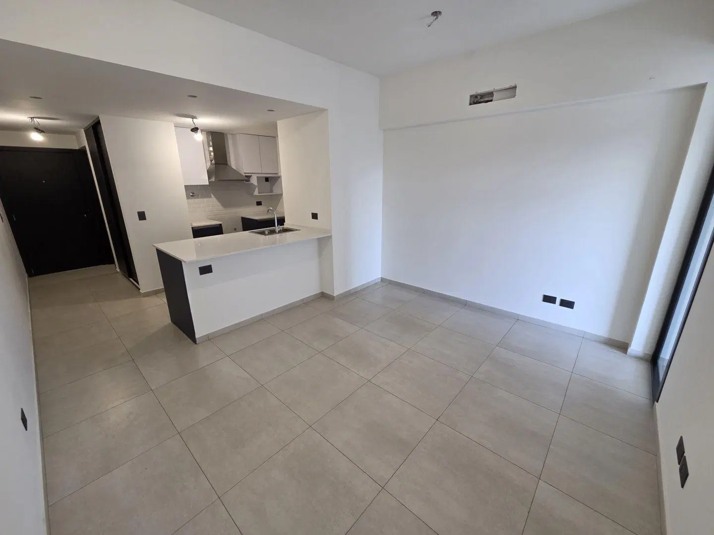Departamento 2 ambientes. | Av. Ricardo Balbin al 400 2