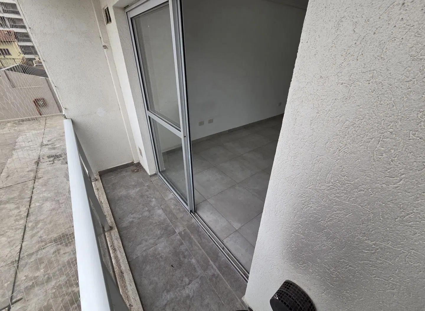 Departamento monoambiente. | Conesa al 800 8