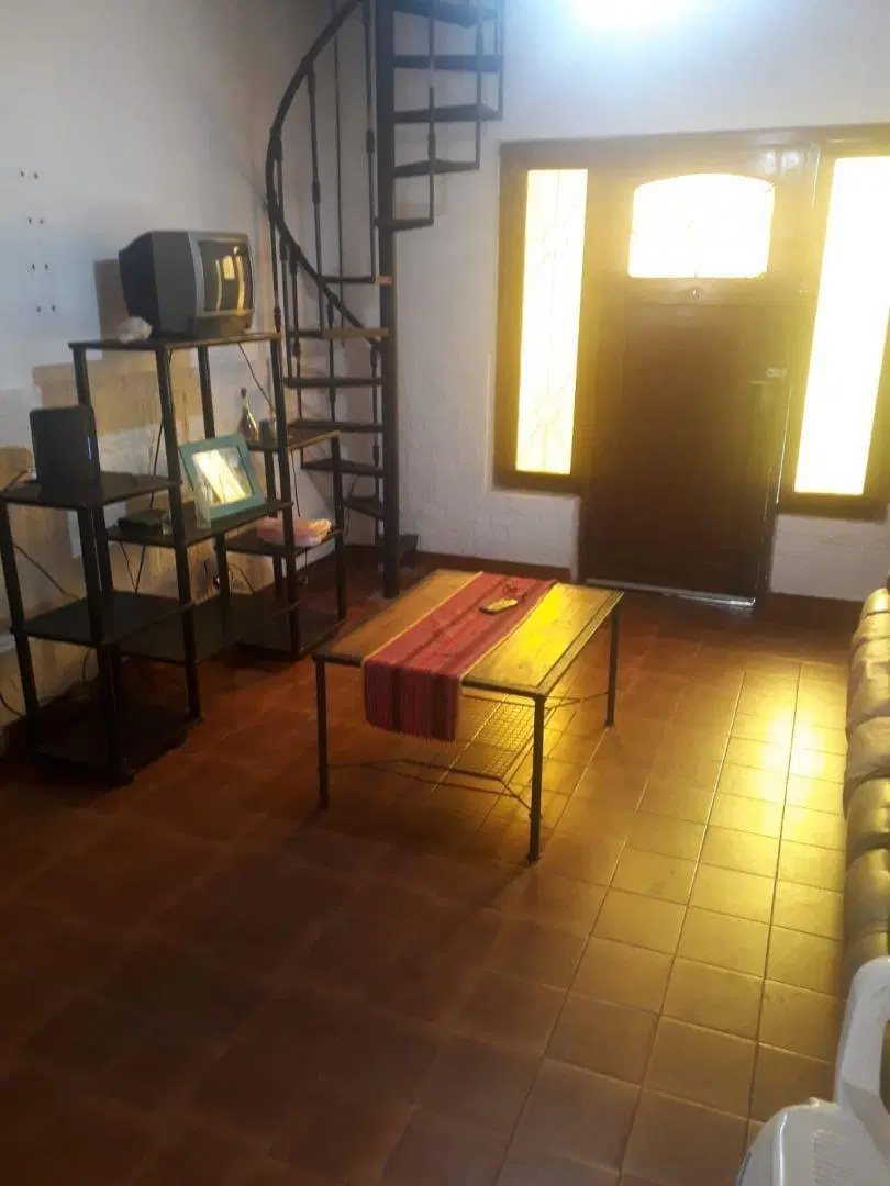 Casa 4 ambientes. | Marmol al 300 3