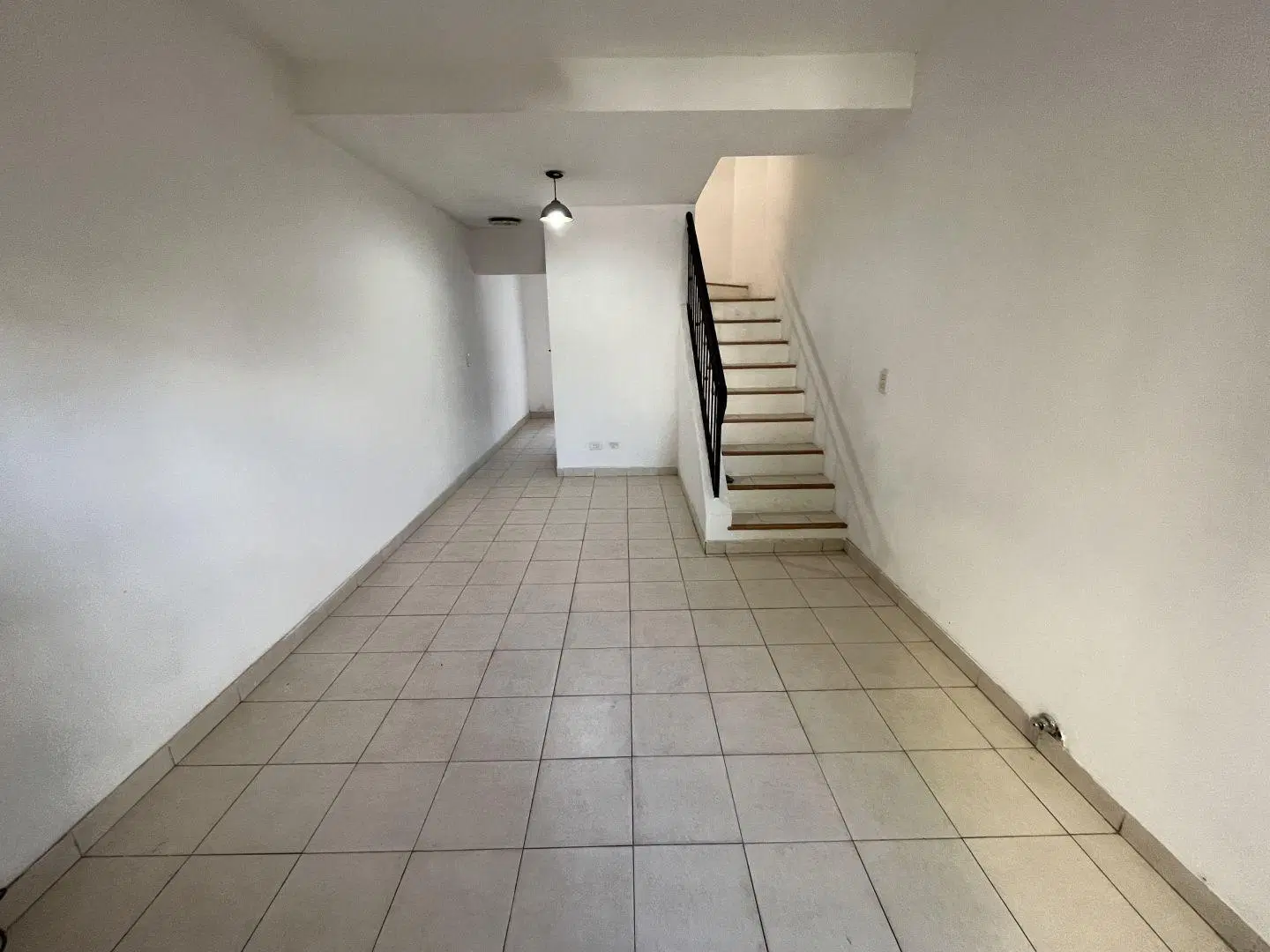 Departamento 4 ambientes. | Gelly y Obes al 1000 2