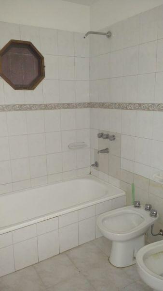 Foto de Departamento 3 ambientes. | Av. Pres. Juan Domingo Perón al 2200, imagen 3