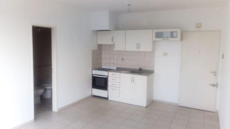 Foto de Departamento monoambiente. | Av. Pres. Juan Domingo Peron al 500, imagen 4