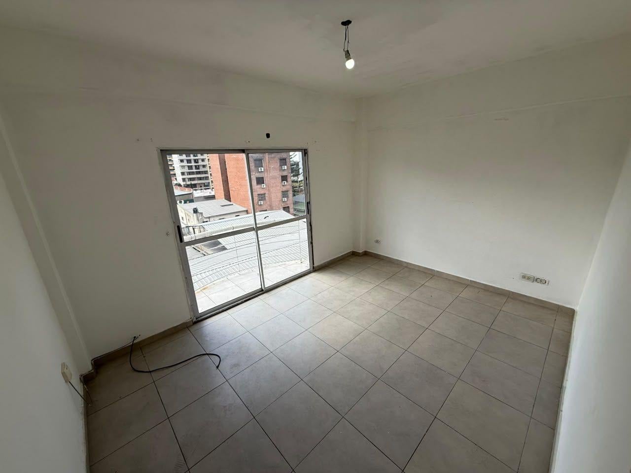 Foto de Departamento 2 ambientes. | Av. Pres. Juan Domingo Peron al 1200, imagen 2