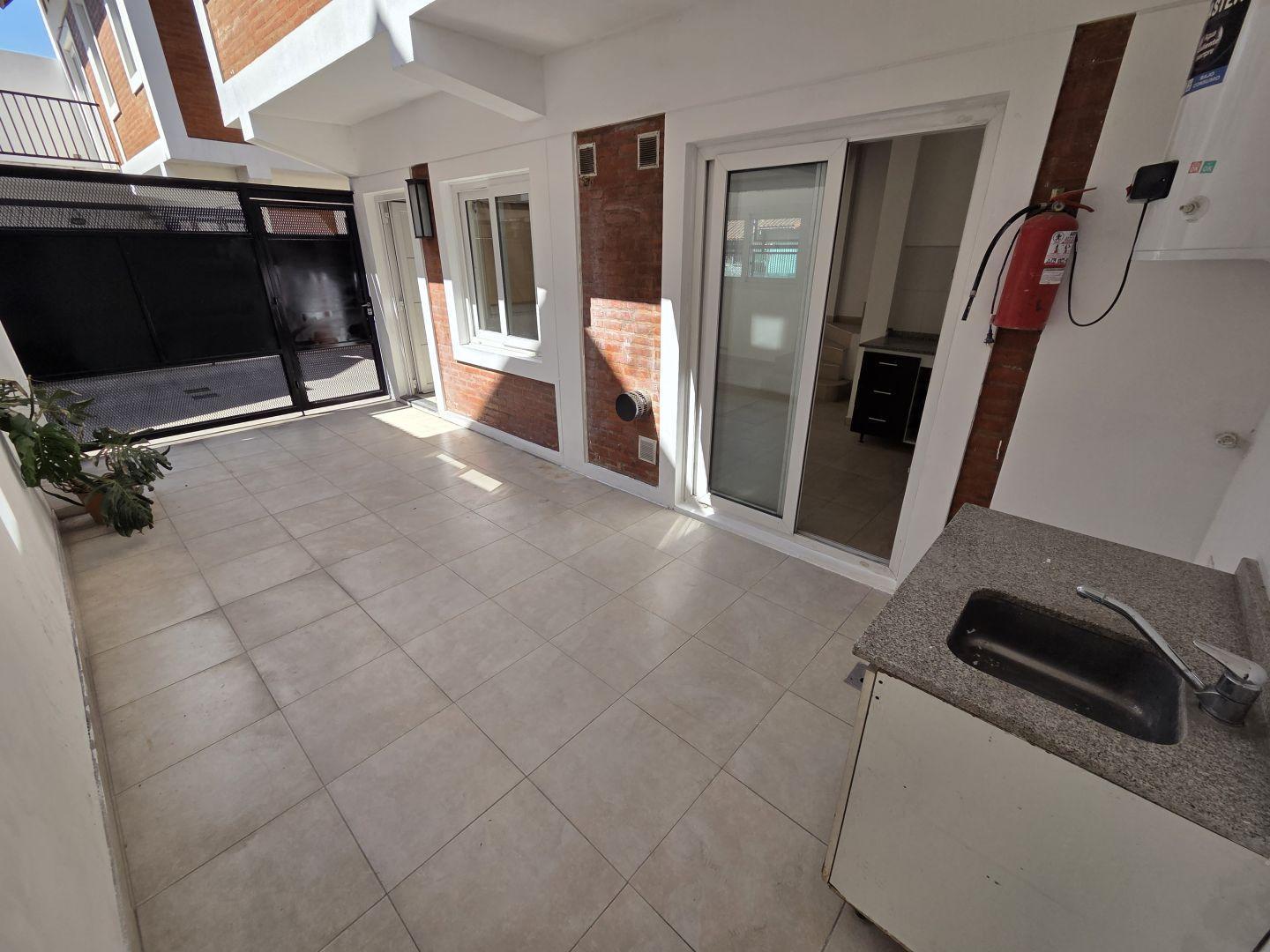 Foto de Departamento 4 ambientes. | Int. Juan Irigoin al 1400, imagen 5