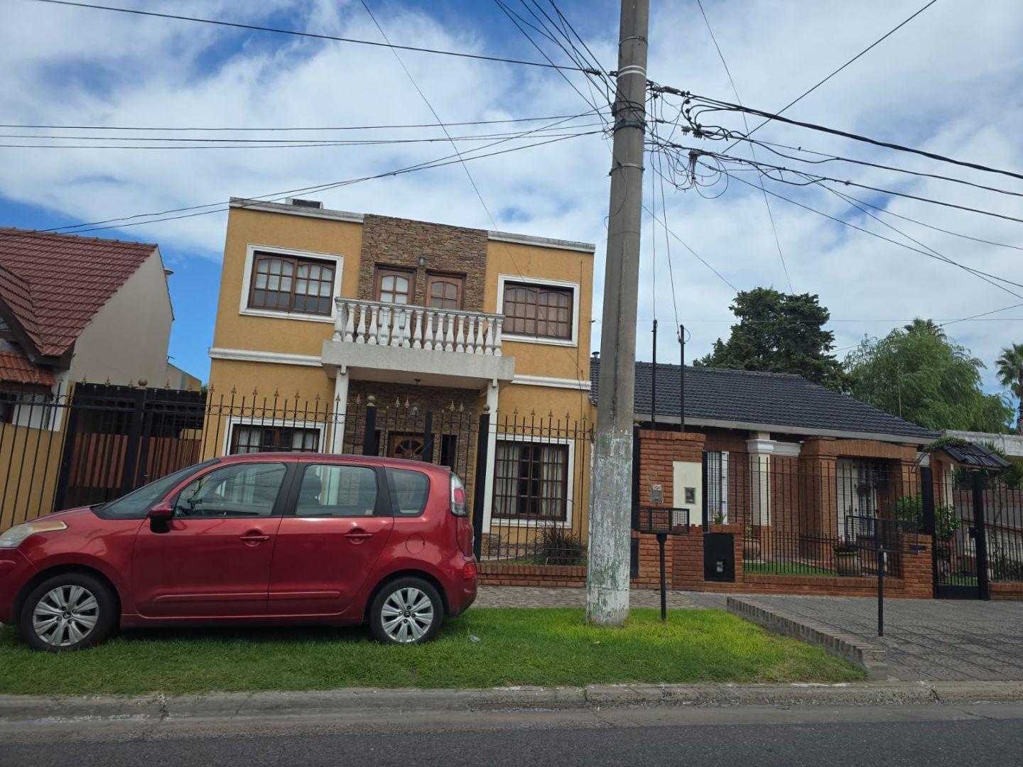 Foto de Casa 4 ambientes. | Av. Gaspar Campos al 3200, imagen 2