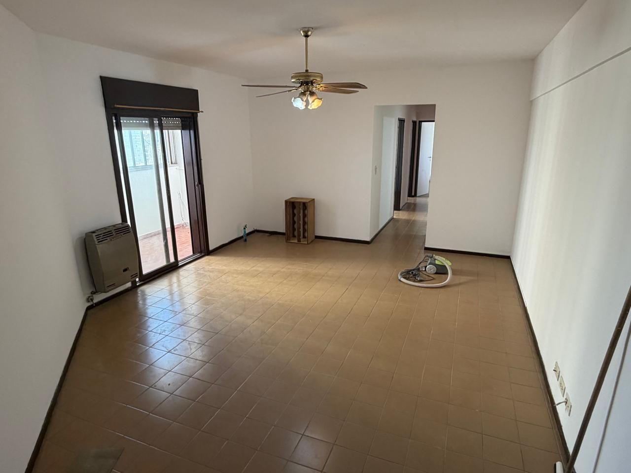 Foto de Departamento 4 ambientes. | Cnel. Charlone al 600, imagen 2