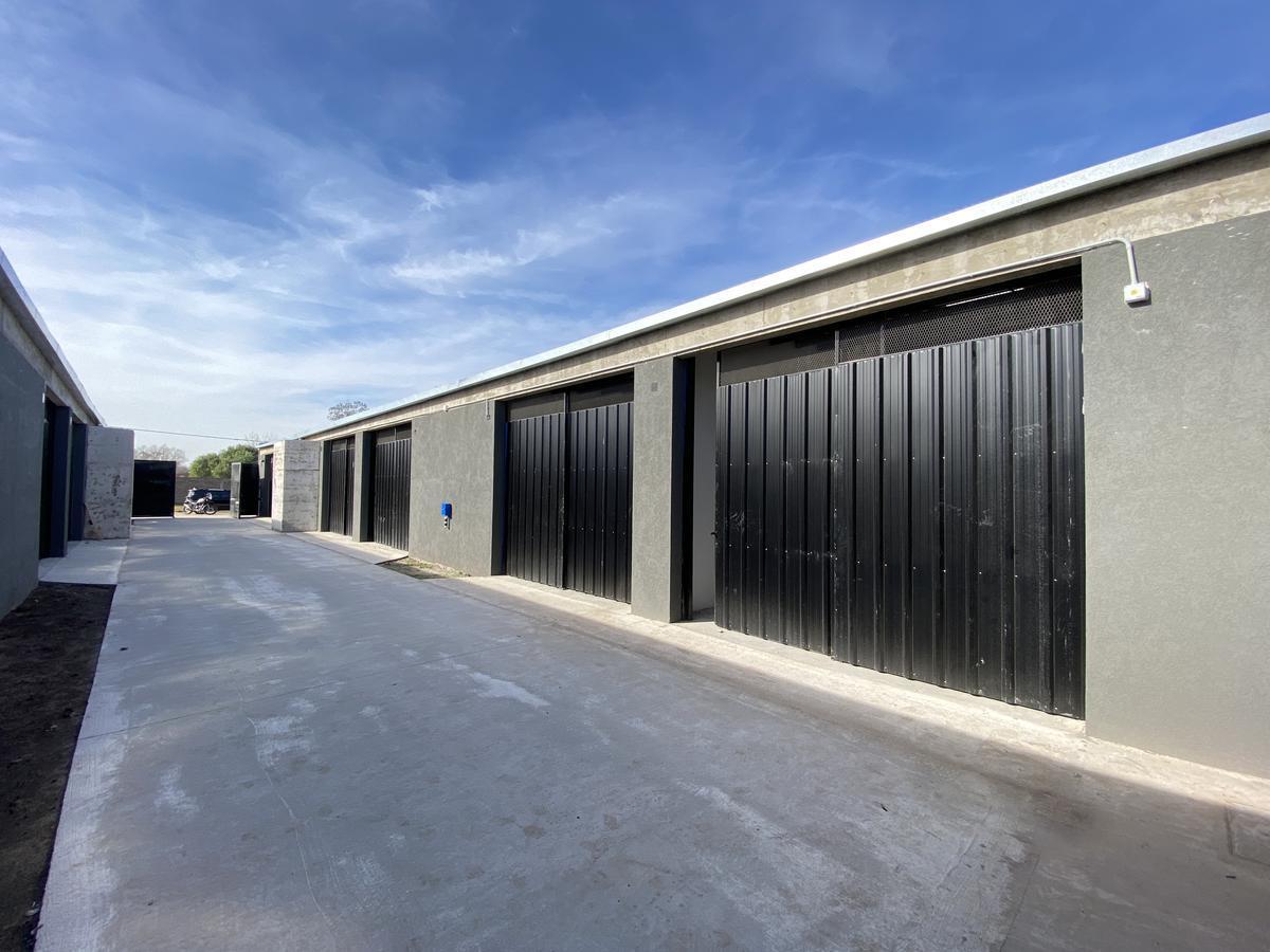 Venta Depositos Fisherton 4