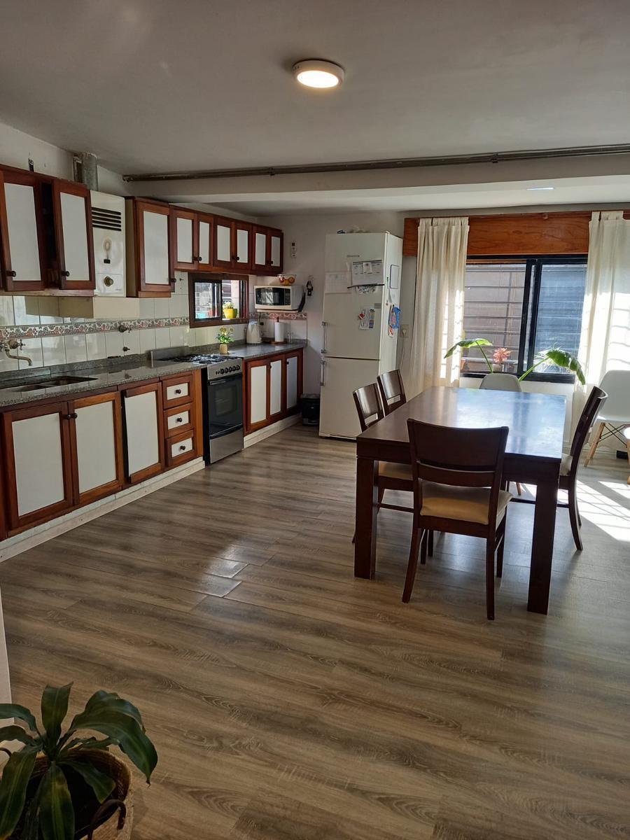 Venta Casa 5 Dorm. Granadero Baigorria 1