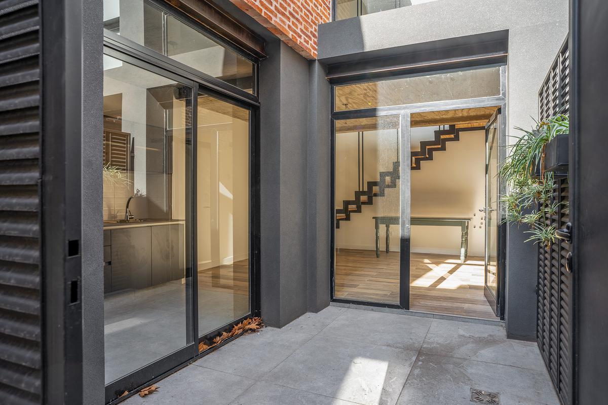 Venta casa triplex pasillo rosario a estrenar