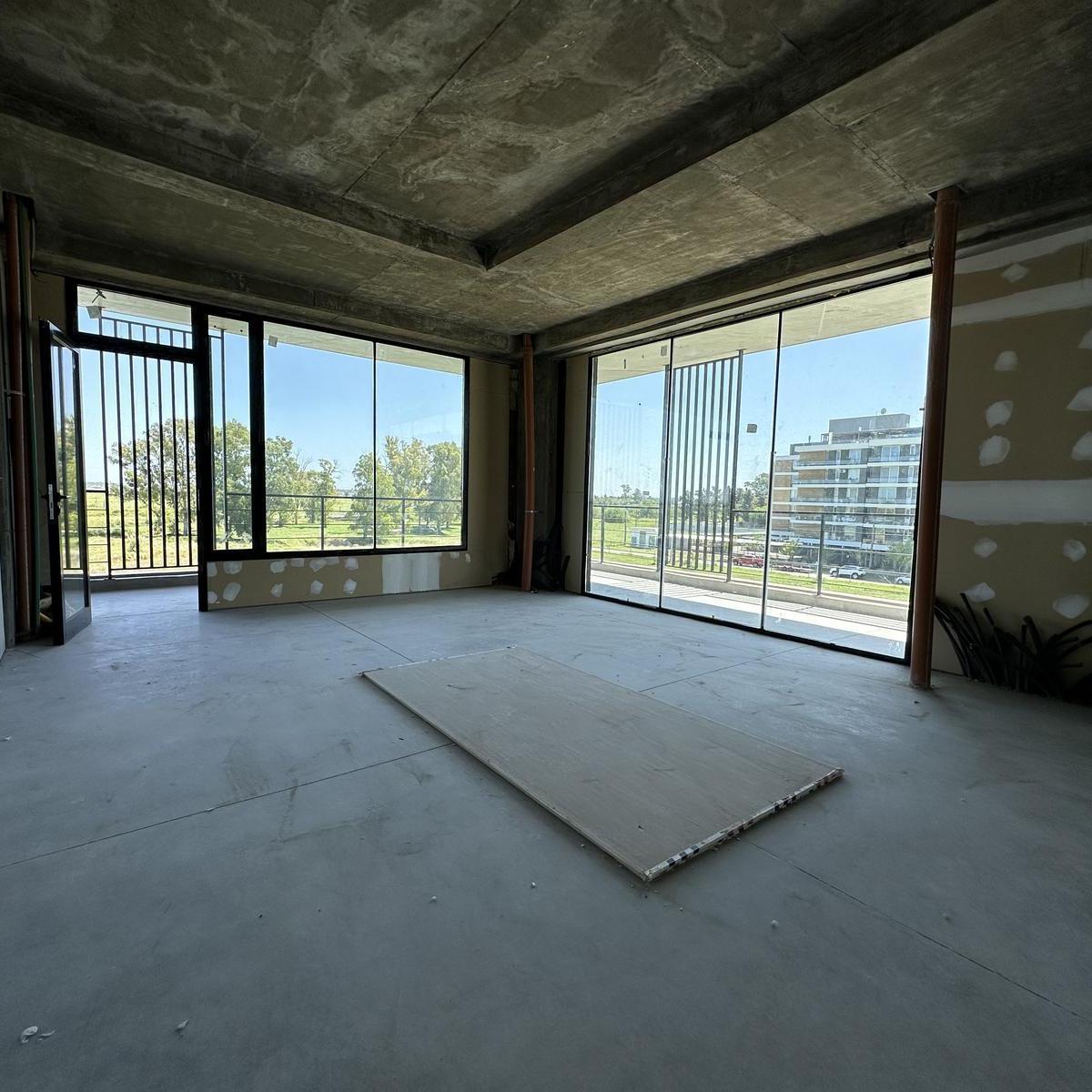 venta oficinas fisherton tierra nueva