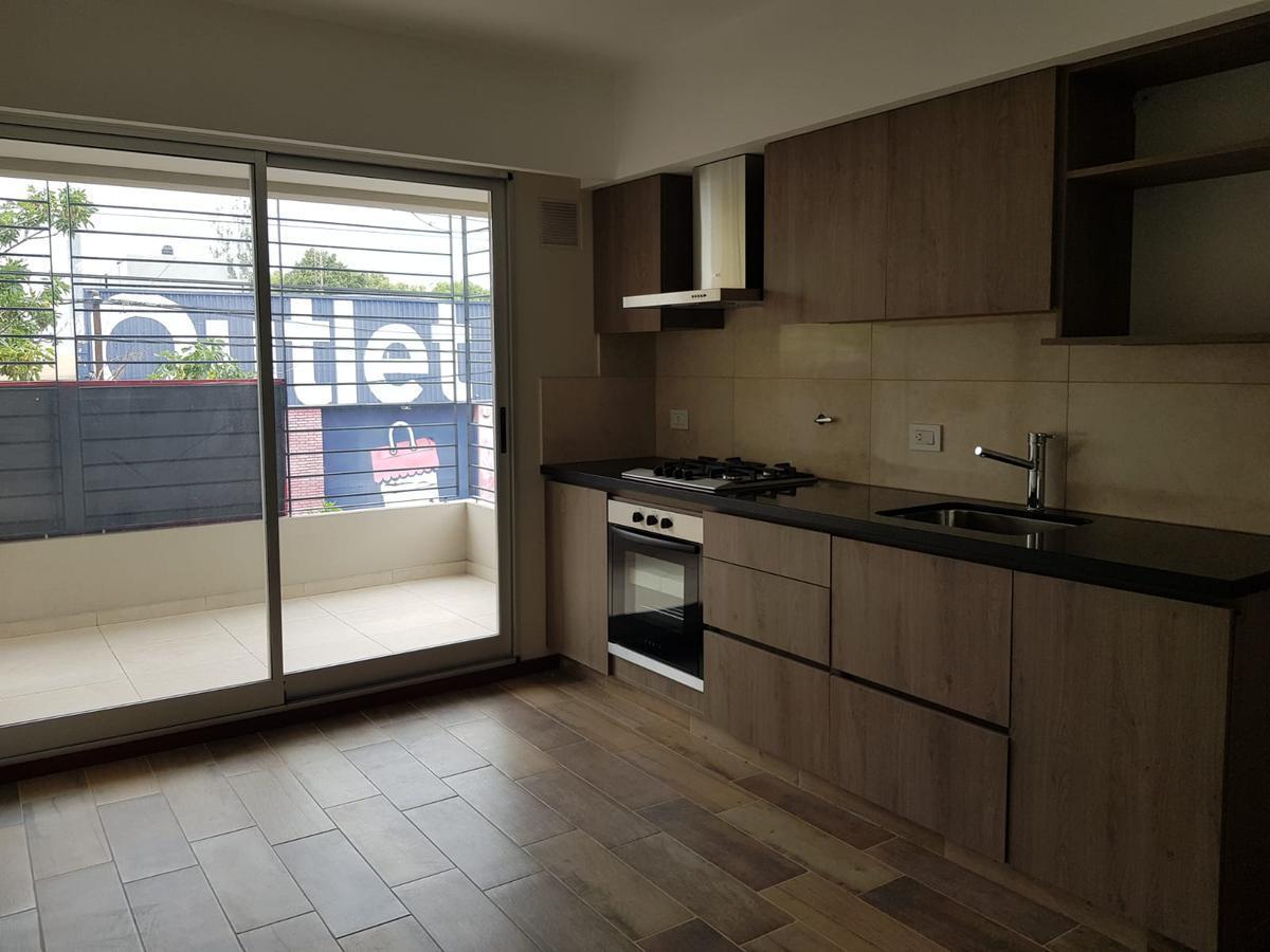 Venta Departamento 2 Dorm. Cochera Refineria 3