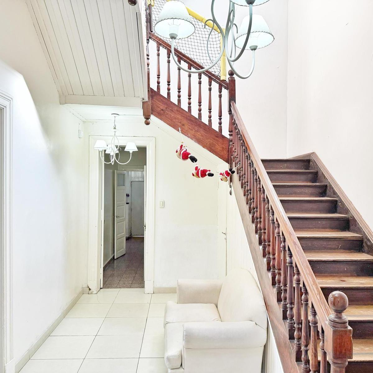 Venta Casa 5 Dorm. Cochera Pasante Patio Parrillero 3