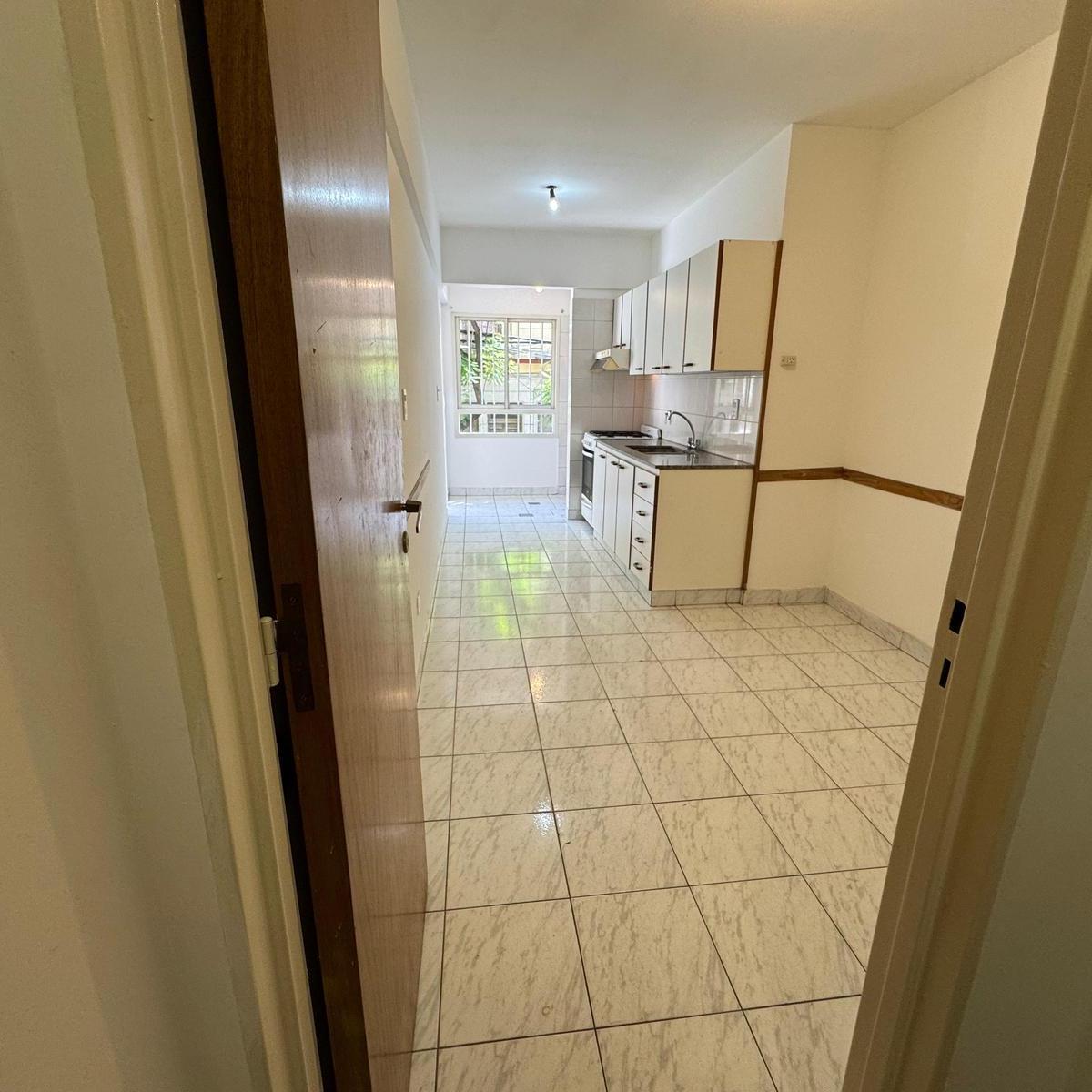 Venta Departamento 2 Dorm. con Balcon Al Frente Pichincha 5