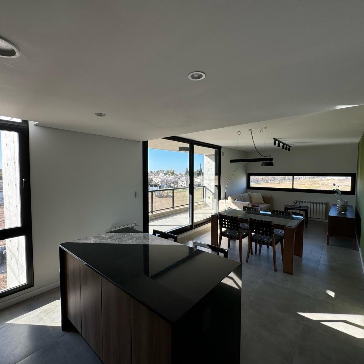 Venta Departamento 2 Dorm. Balcón Parrillero Amenities Granadero Baigorria 3