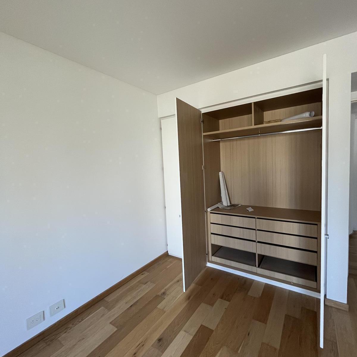 Venta Departamento 3 Dorm. Quinquela Plaza Rosario 3