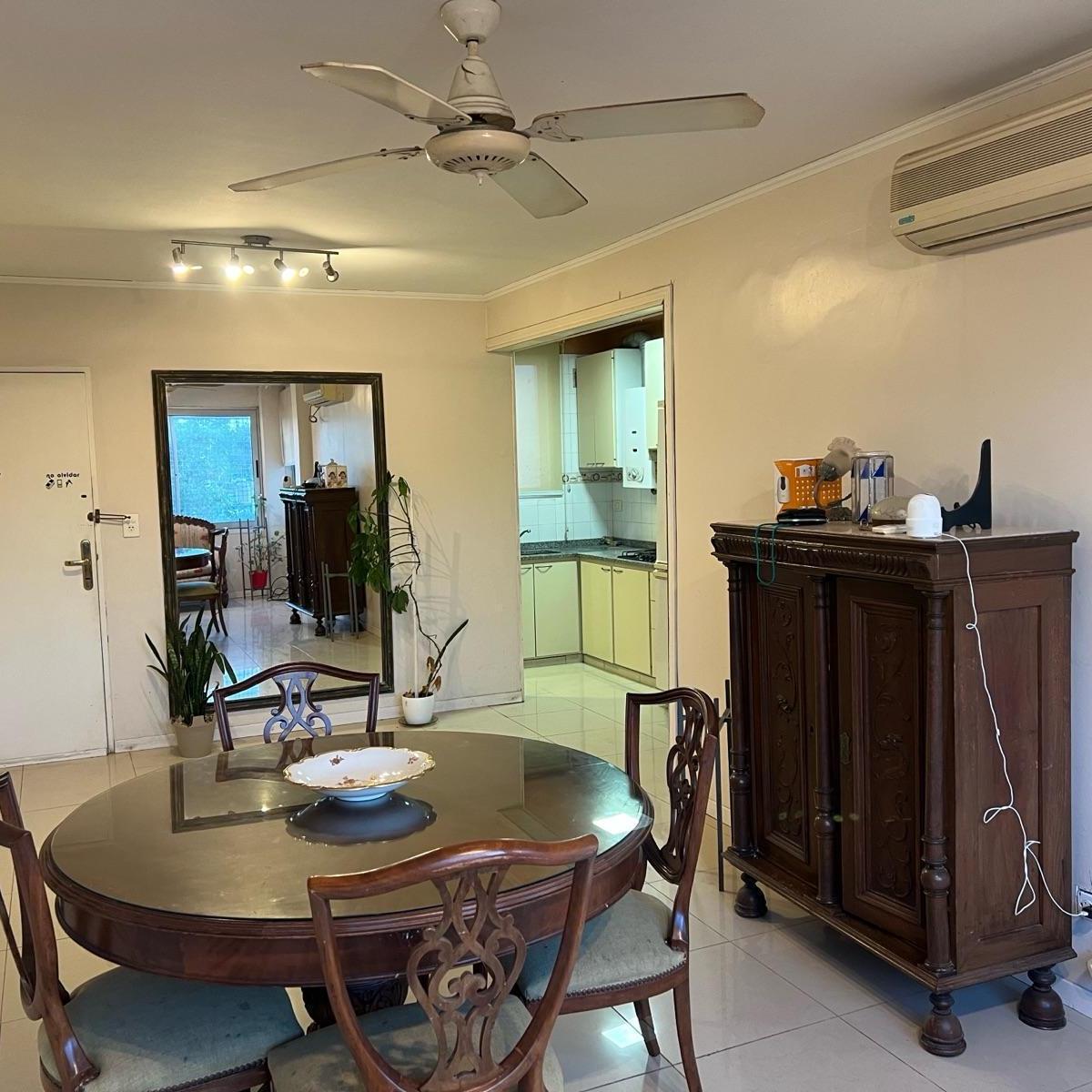 Venta Departamento Tres Dorm. Cochera 1