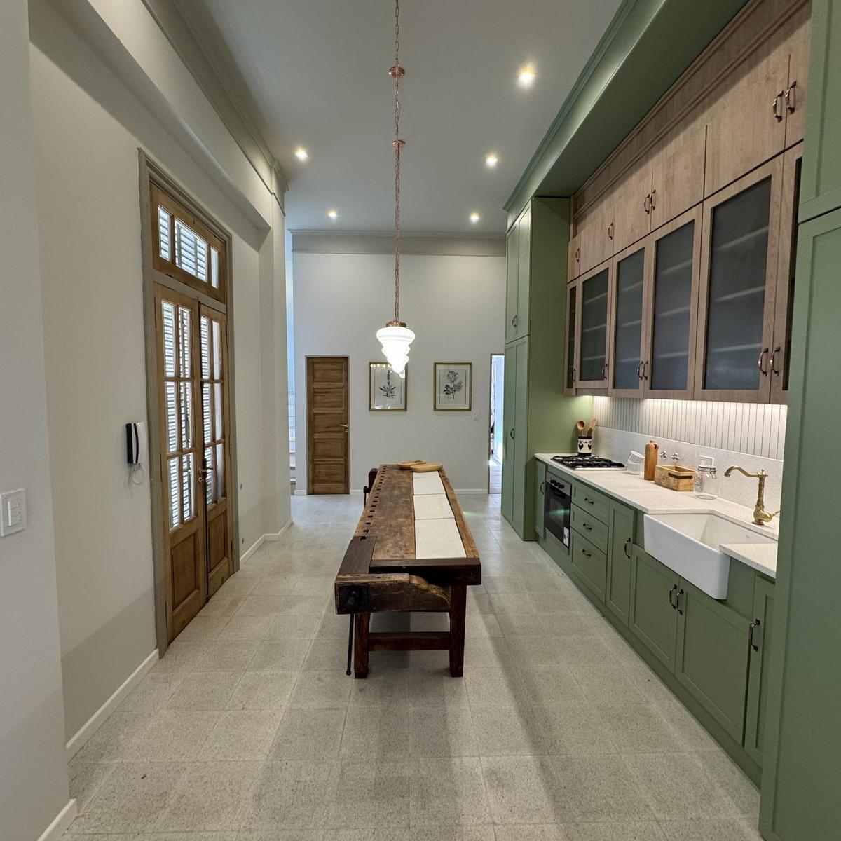 venta casa frente 3 dormitorios pileta parrillero diseño calidad