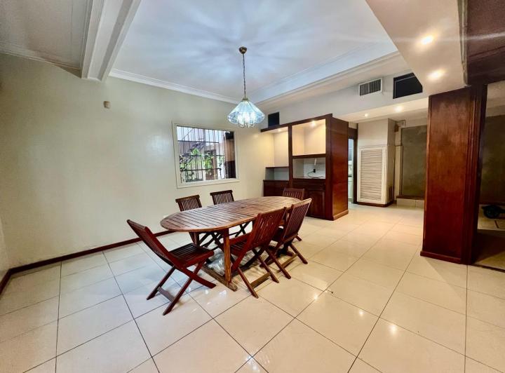 venta casa cuatro dormitorios doble cochera 4