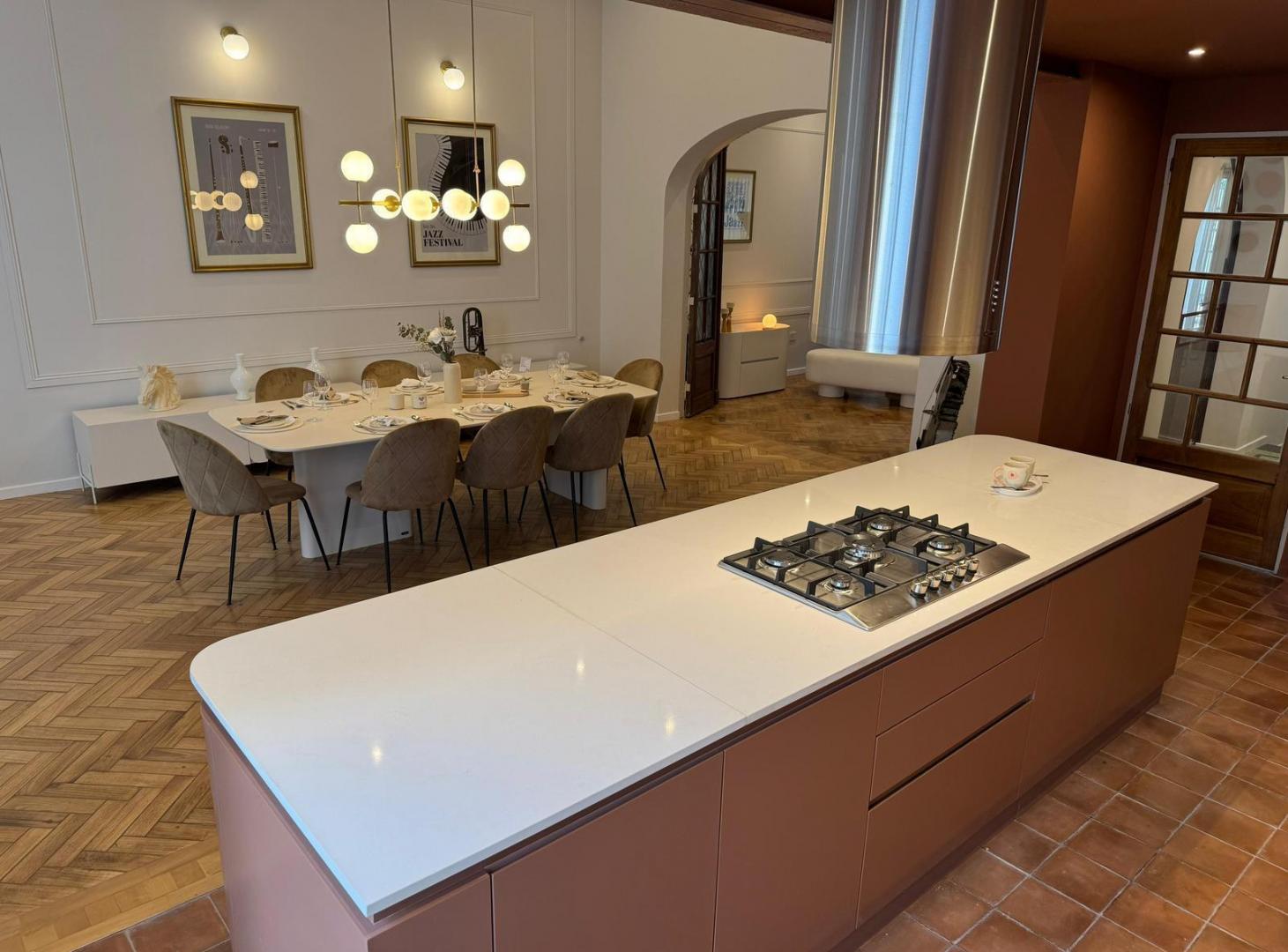 Foto de venta casa diseño de autor con pileta y cochera en barrio abasto, imagen 4