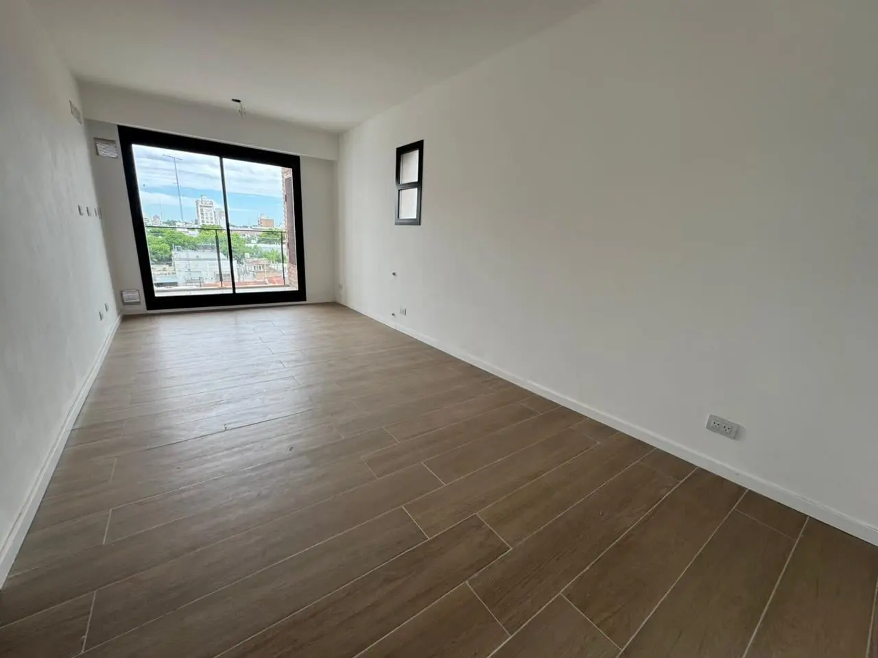 venta departamento 2 dormitorios 2 baños suite abasto 3