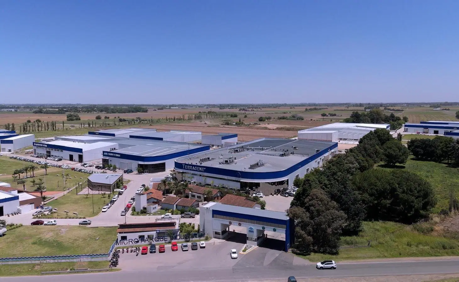 Alquiler Nave Industrial en Micro Parque Industrial Alvear 2