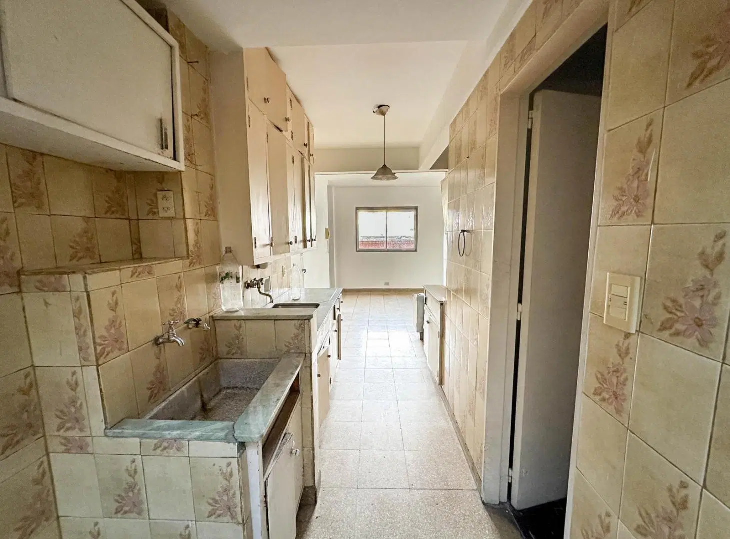 Venta Departamento 3 Dormitorios a Refaccionar 2