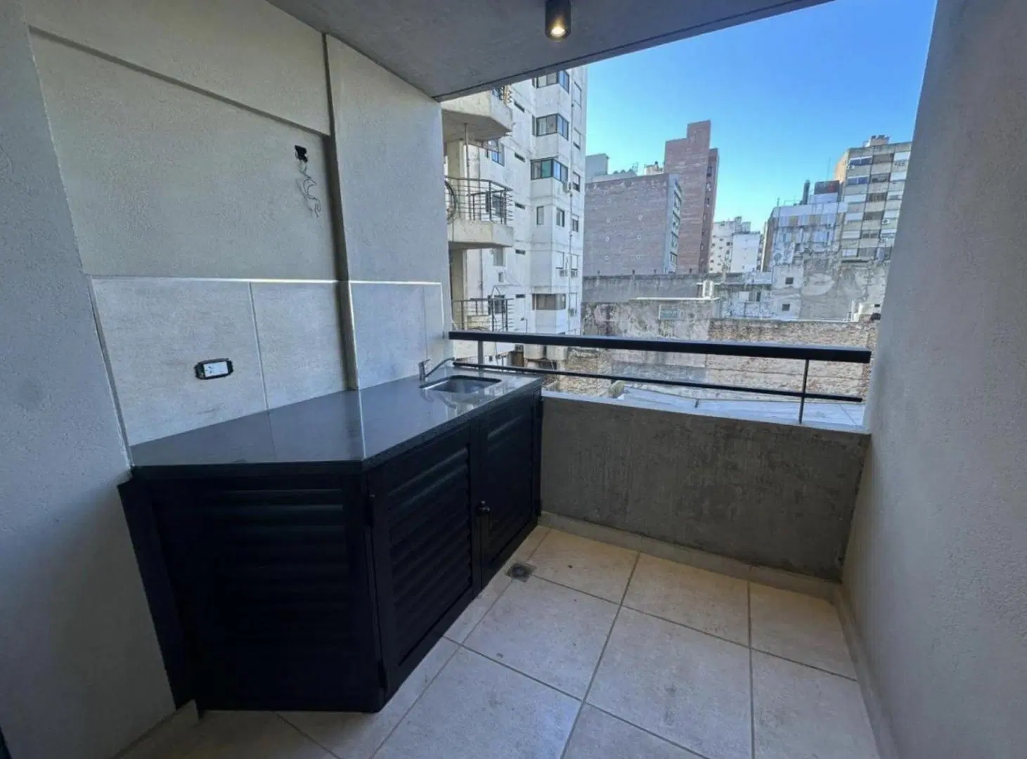 Departamento un dormitorio premium con amenities zona río 3