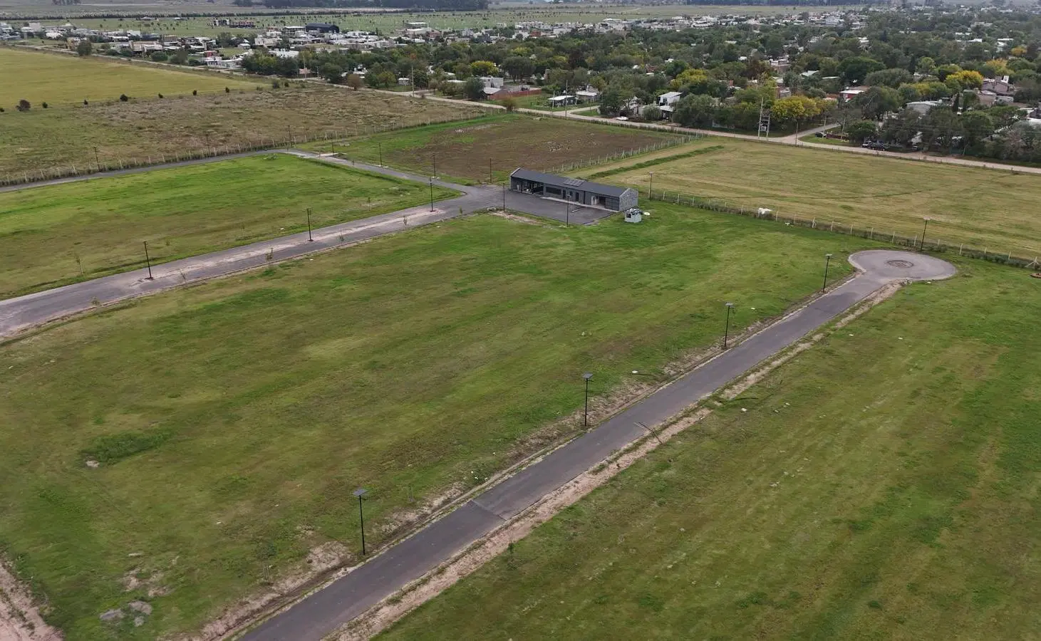 Venta terreno barrio cerrado la finca 2 funes 4