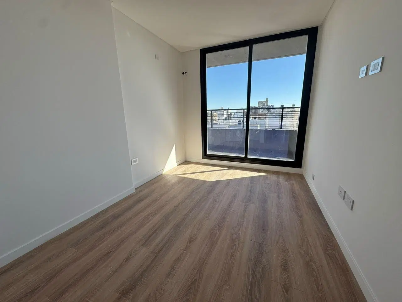 venta departamento dos dormitorios dos baños opcion cochera moreno 1100 5