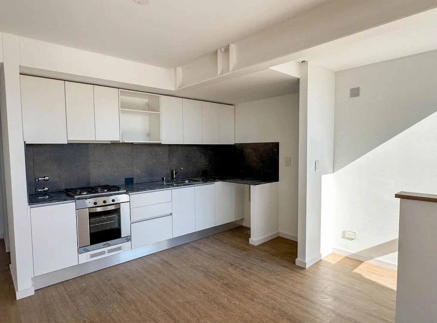 Venta departamento un dormitorio con amenities barrio lourdes 3