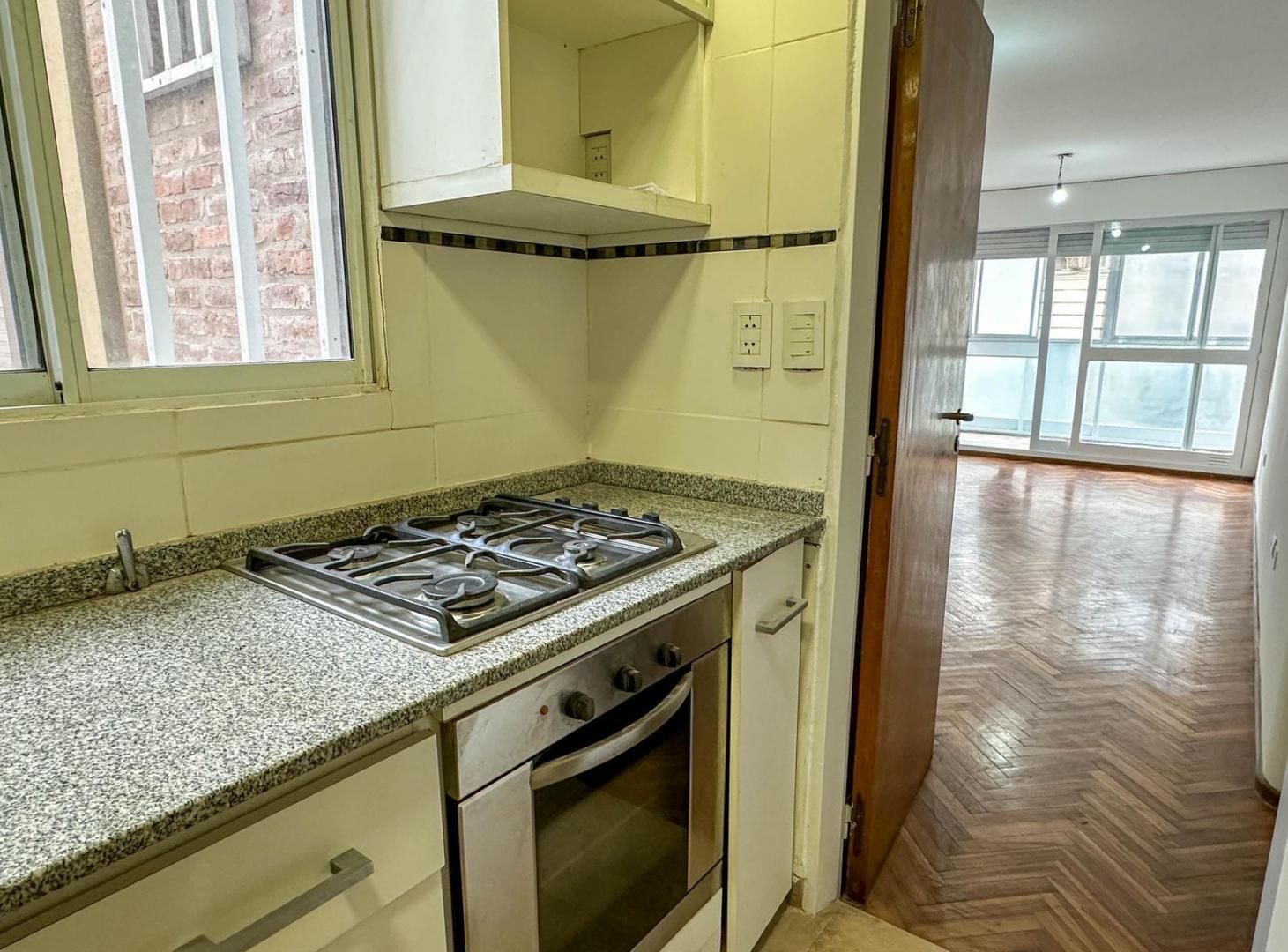 Foto de Venta departamento dos dormitorios con balcón y cocina separada apto, imagen 5