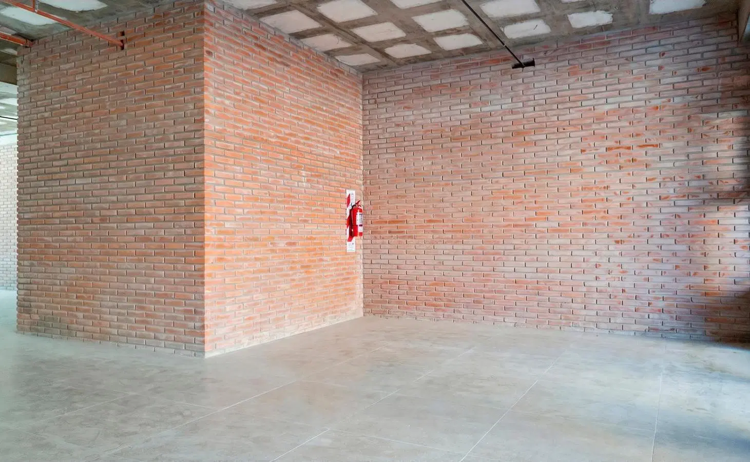 Alquiler local comercial estrenar barrio martin 4
