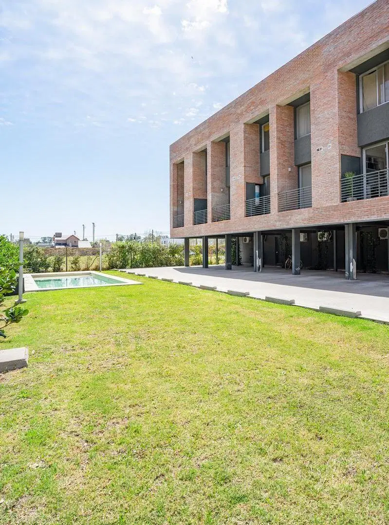 Alquiler duplex dos dormitorios terraza parrillero cochera 5