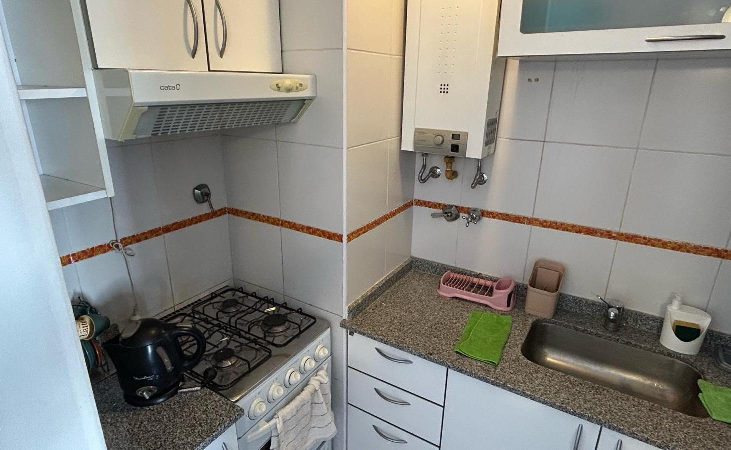 Foto de ALQUILER AMUEBLADO - DEPARTAMENTO DE 1 DORMITORIO - BARRIO MARTIN, imagen 2
