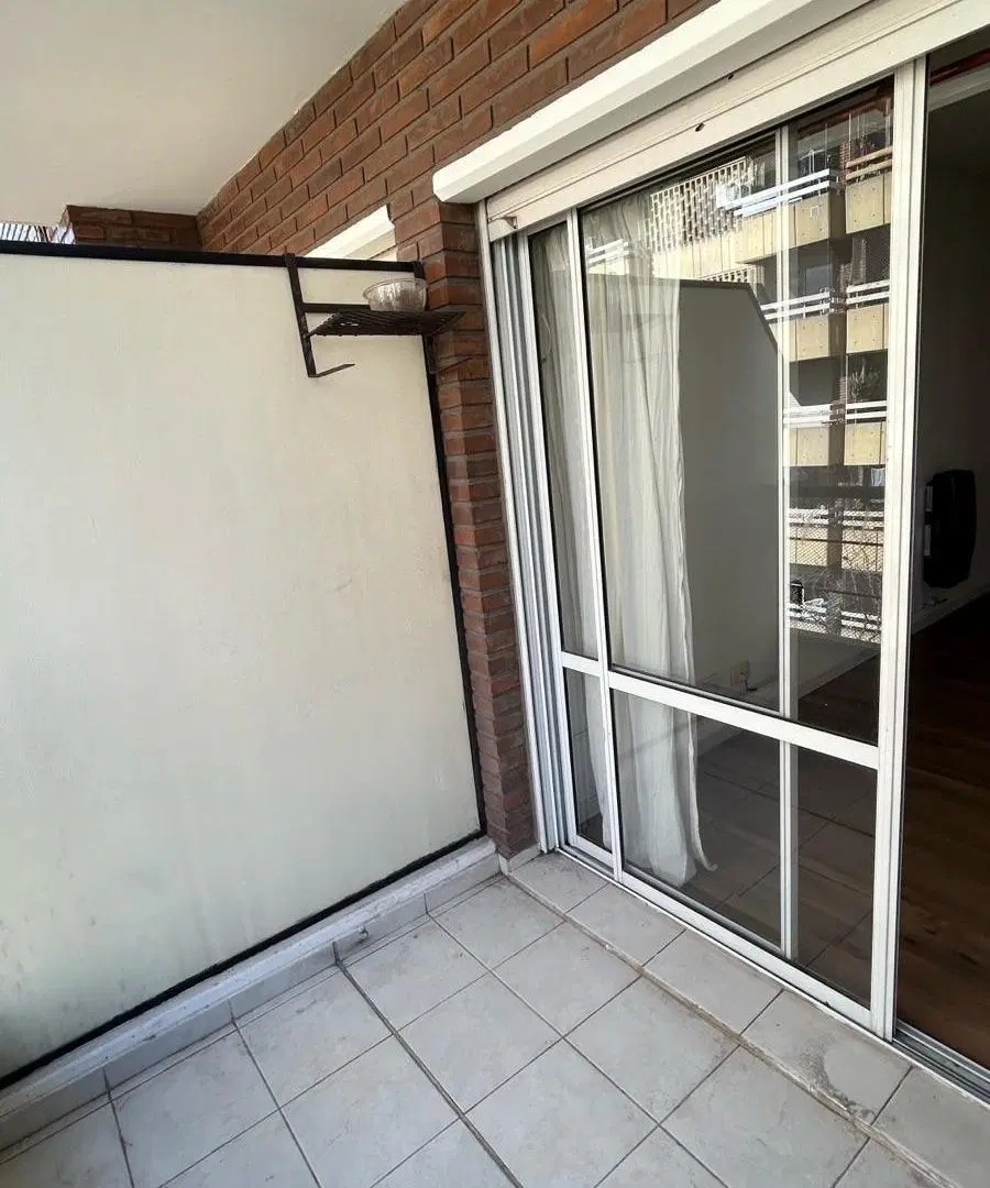 DEPARTAMENTO EN ALQUILER 1 DORMITORIO CON BALCON AL FRENTE  EN EL CENTRO DE ROSARIO 3
