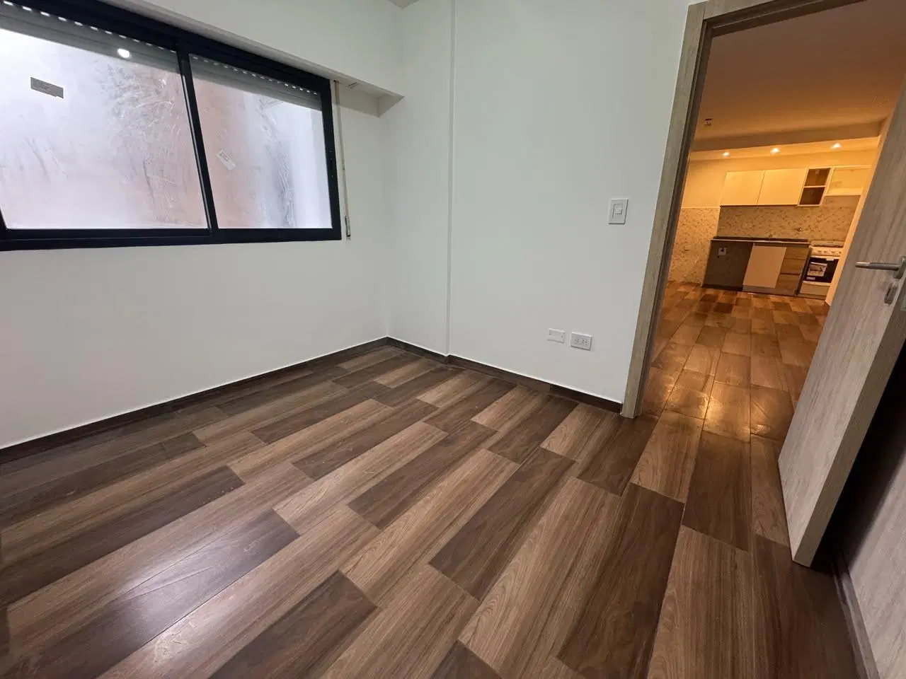 alquiler departamento un dormitorio san martin 500 a metros del monumento 4