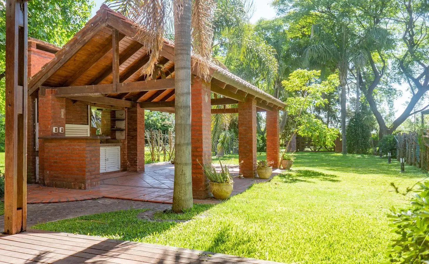 venta casa tres dormitorios barrio privado pueblo esther 1