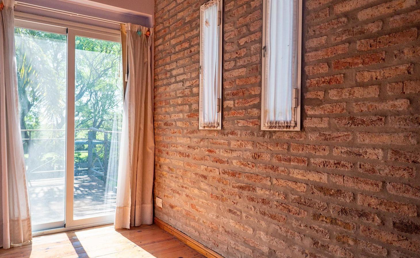 Foto de venta casa tres dormitorios barrio privado pueblo esther, imagen 5