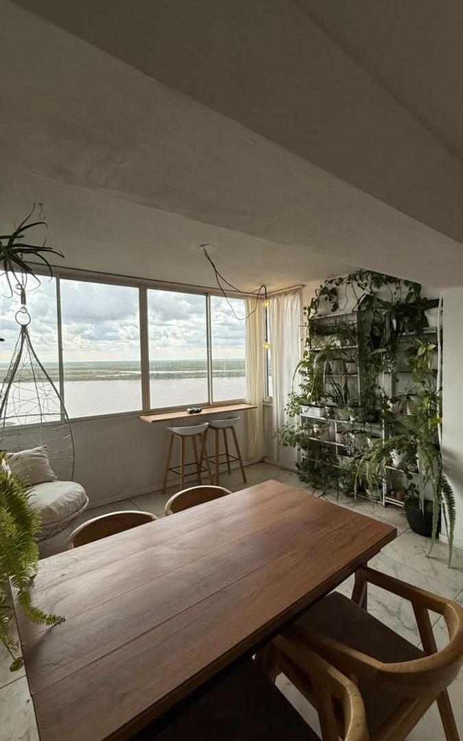 Foto de Departamento de 3 dormitorios con cochera y vista franca al río, imagen 2