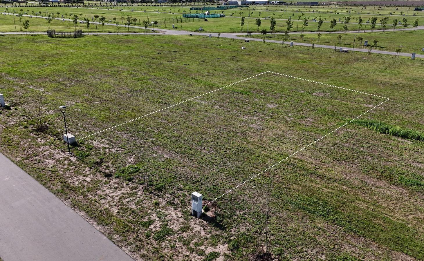 Foto de Venta terreno vida lagoon funes excelente ubicación frente sur, imagen 4