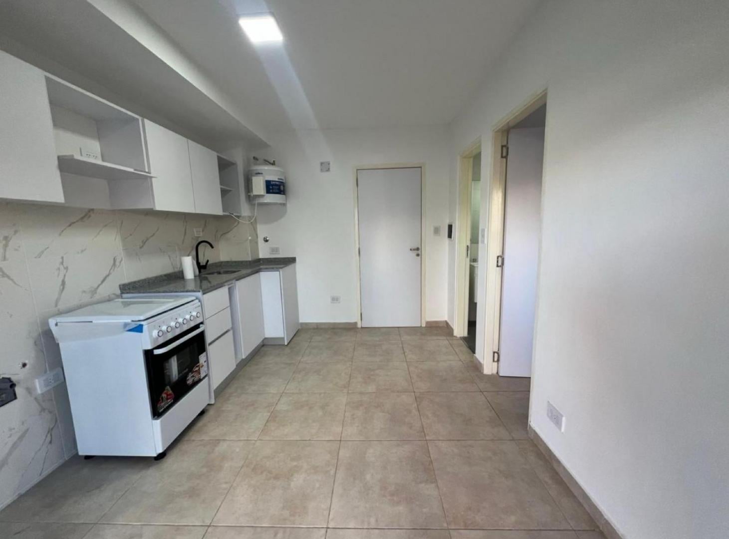 Foto de Alquiler departamento 1 dormitorio luis agote balcon, imagen 5