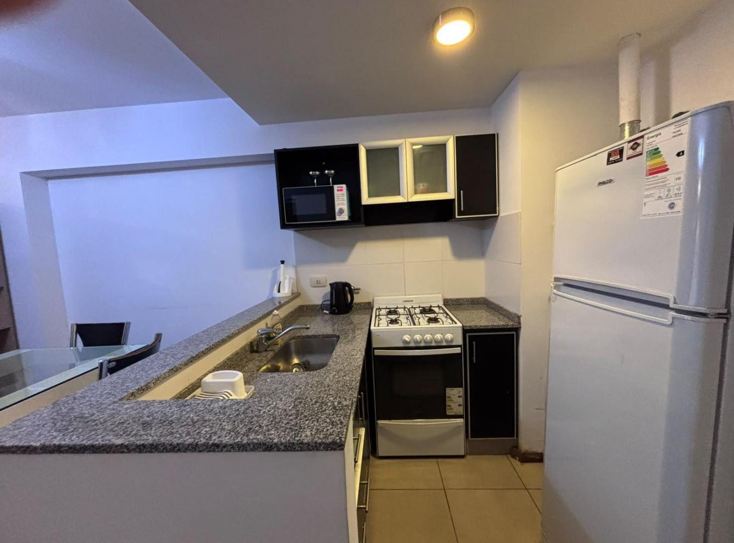 Foto de alquiler monoambiente patio exclusivo quincho zona rio, imagen 3