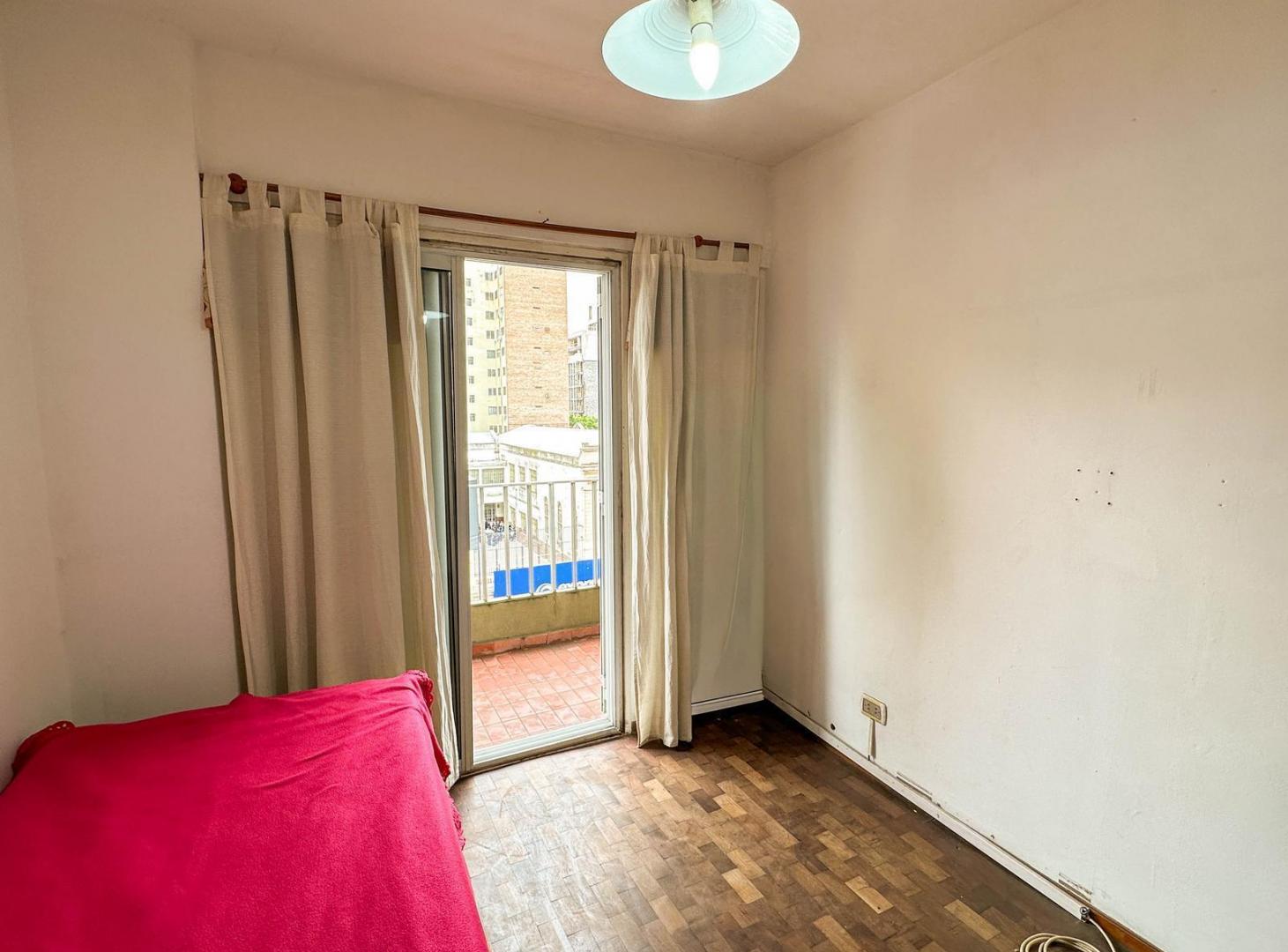 Foto de Venta departamento dos dormitorios pellegrini y maipu Rosario, imagen 4