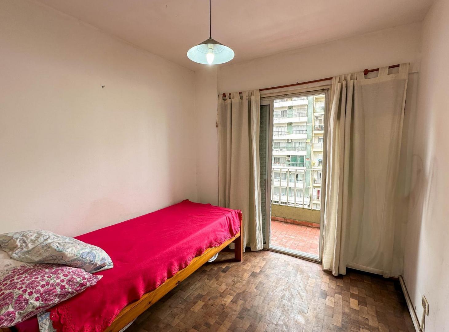 Foto de Venta departamento dos dormitorios pellegrini y maipu Rosario, imagen 2