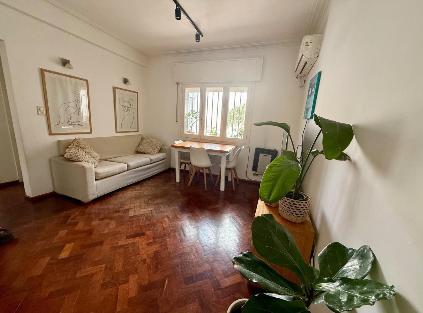 Foto de Departamento segundo piso escalera, imagen 1